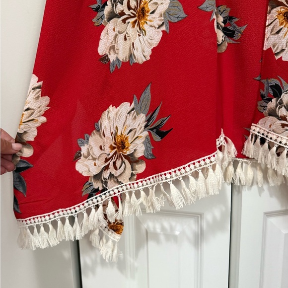 Red Floral Umgee Open Front Kimono Top - Boho with Fringe Tassels (Size M/L) - Picture 6 of 6